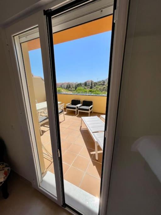 4new, 2 Bed 2 Bath Built 2024 With Community Pool And Local Appartement *