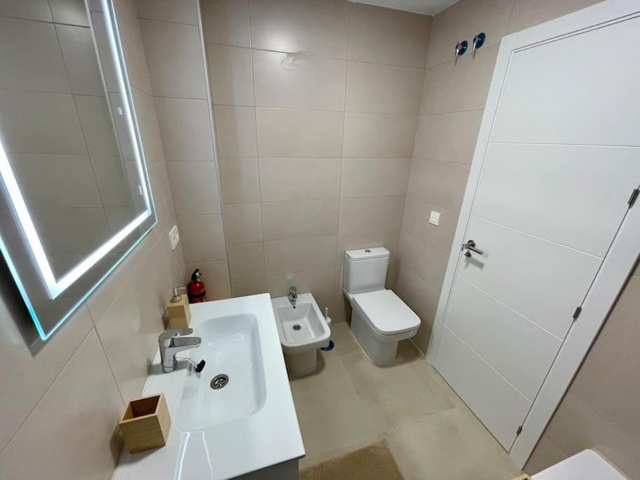 4new, 2 Bed 2 Bath Built 2024 With Community Pool And Local Apartment