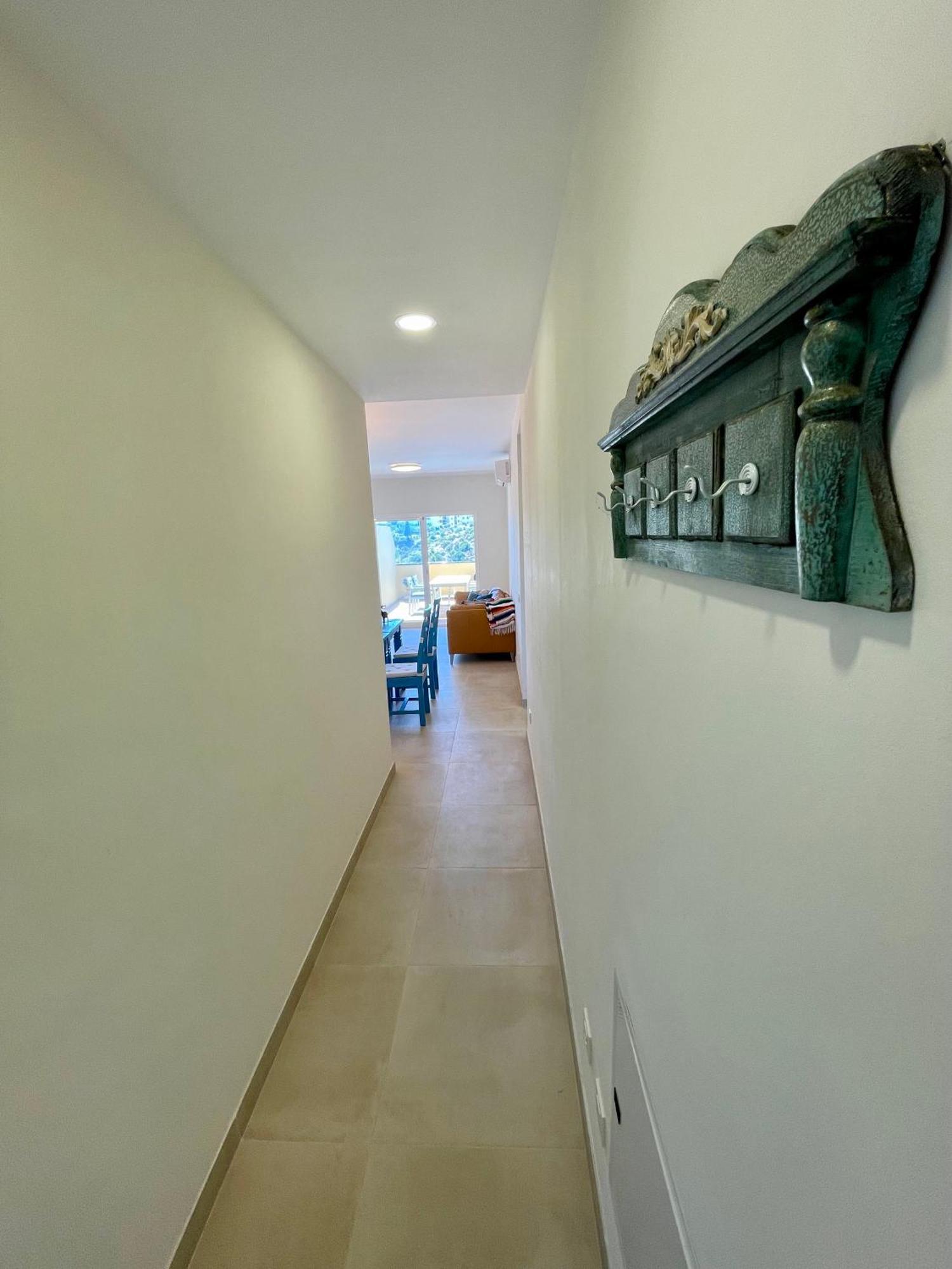 4new, 2 Bed 2 Bath Built 2024 With Community Pool And Local